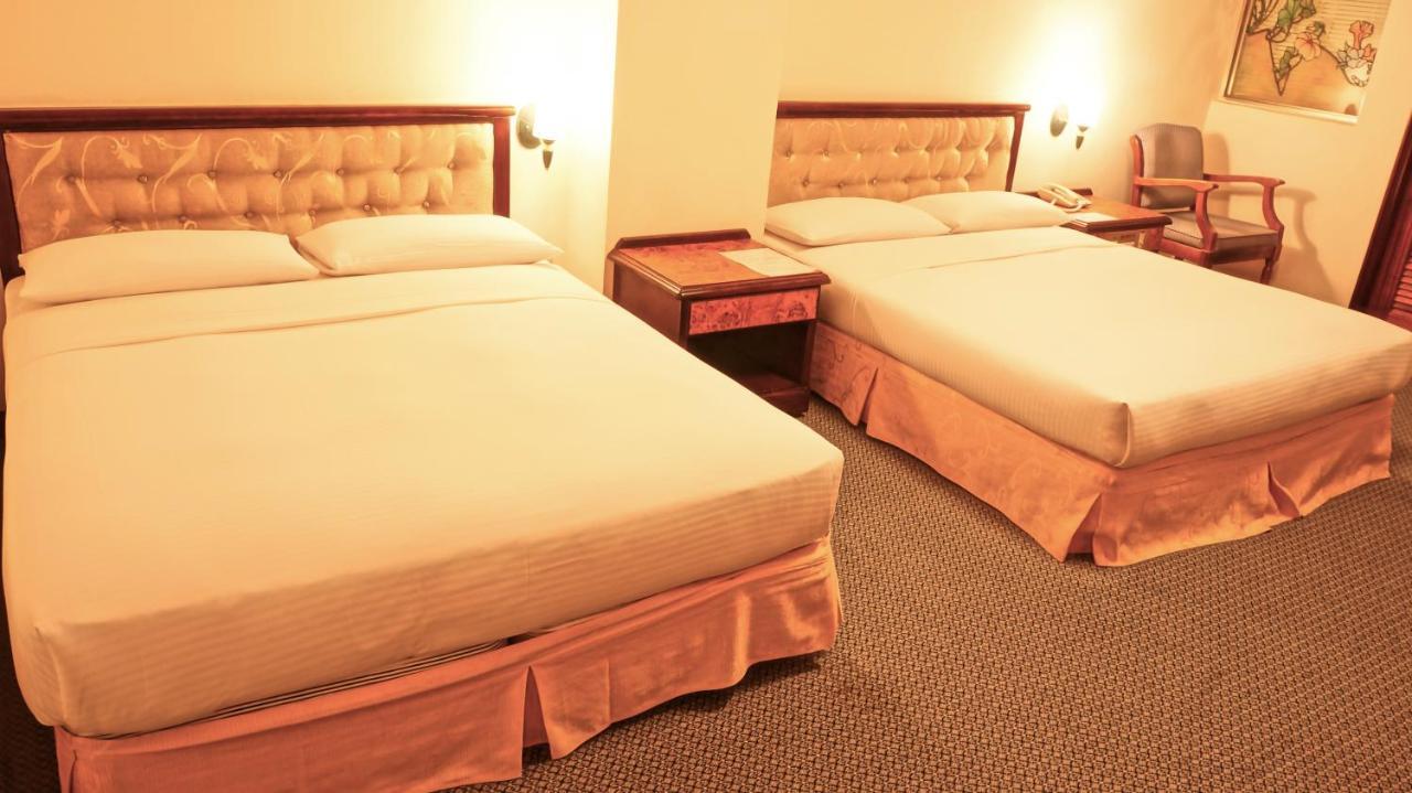 ฮวา ตู โฮเต็ล Hotel ไถหนาน ภายนอก รูปภาพ
